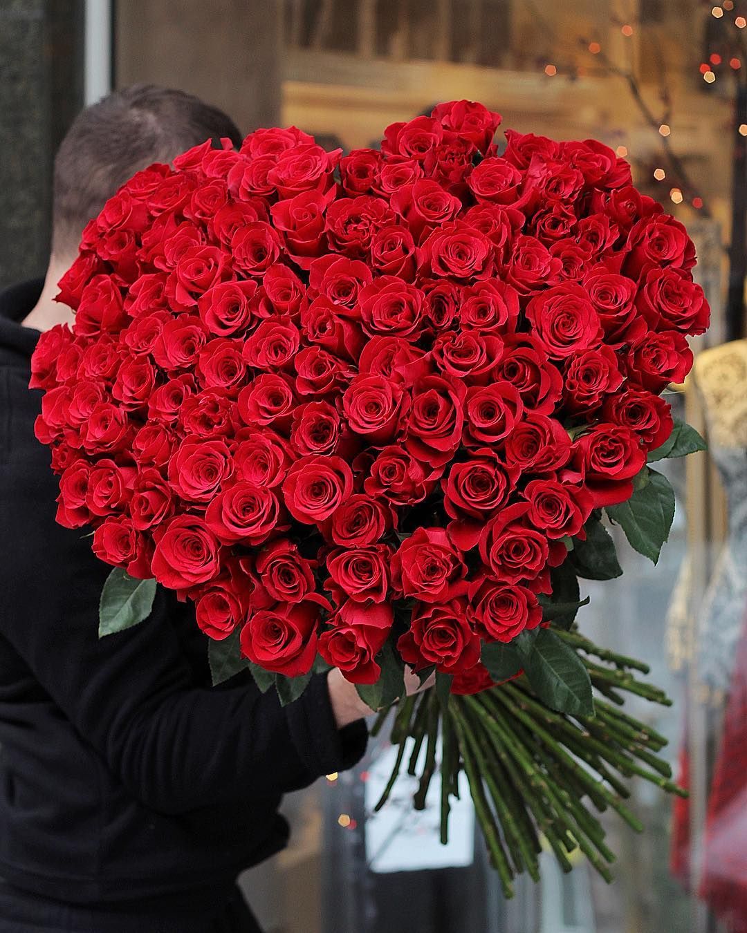 Romantische Blumensträuße zum Valentinstag